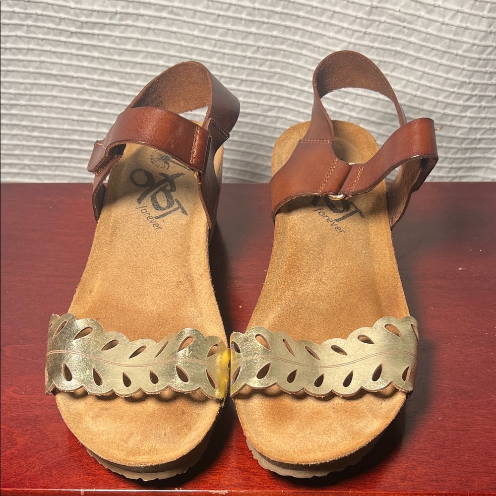 OTBT Tamson Gold and Brown Leafy Design Sandals